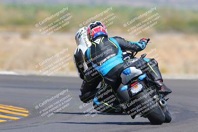 media/Oct-09-2022-SoCal Trackdays (Sun) [[95640aeeb6]]/Turn 14 Backside (1125am)/